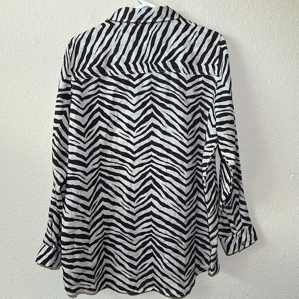 Tahari 100% Linen Zebra Shirt - Picture 4 of 5